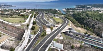 Στην κυκλοφορία έχει αποδοθεί η Γέφυρα Α039 της Παλαιάς Εθνικής Οδού ( Π.Ε.Ο.) Αθηνών-Κορίνθου στον κόμβο Λουτρακίου (ΧΘ 75,4) (φωτ.: Ολυμπία Οδός)