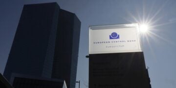 Εξωτερική άποψη της Ευρωπαϊκής Κεντρικής Τράπεζας (φωτ.: 
EPA / Ronald Wittek)