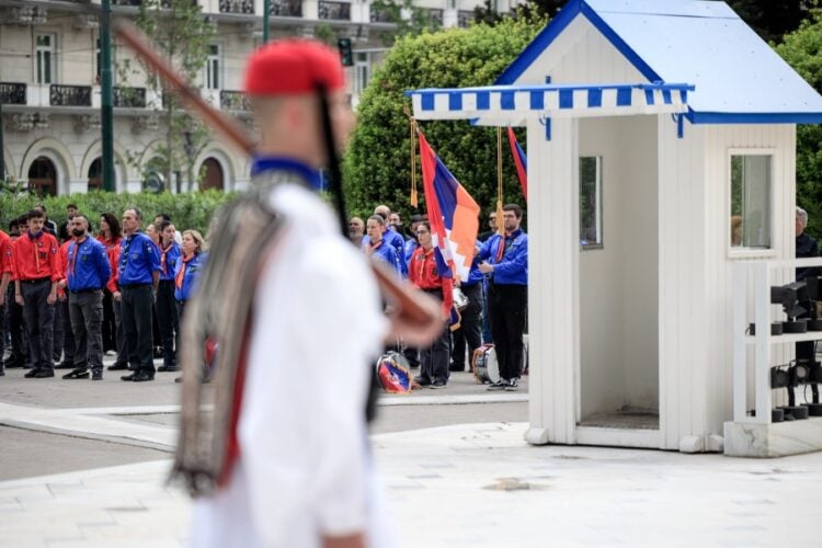 Στο Μνημείο του Αγνώστου Στρατιώτη έγινε η κατάθεση στεφάνων για την 110η επέτειο από τη Γενοκτονία των Αρμενίων (φωτ.: Γιώργος Κονταρίνης / EUROKINISSI)