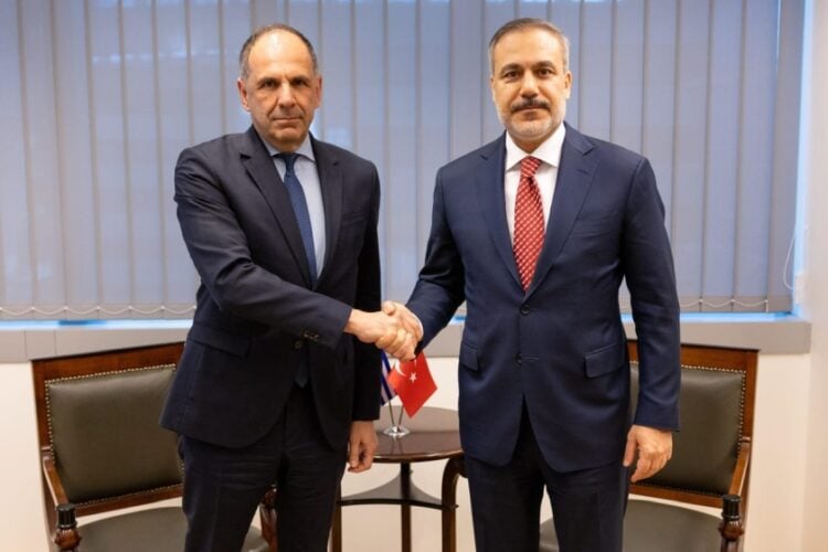 Συνάντηση Γεραπετρίτη-Φιντάν στο περιθώριο της Συνόδου των ΥΠΕΞ του NATO στις Βρυξέλλες (φωτ.: x.com/GreeceMFA)