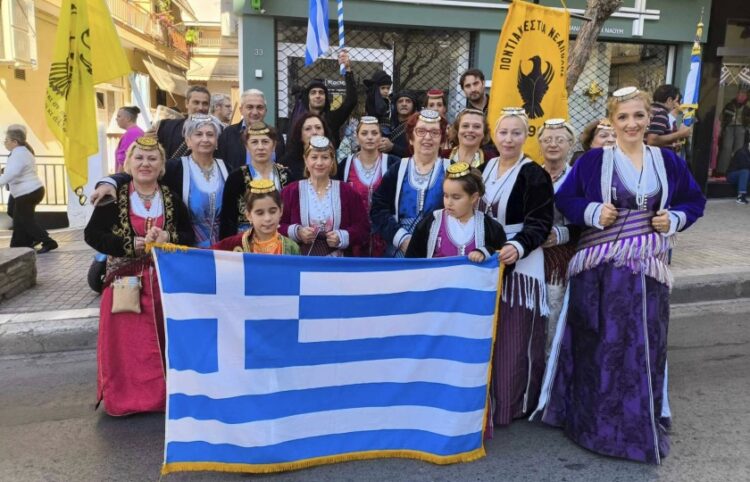 (Φωτ.: facebook/Ποντιακή Εστία Νεάπολη Θεσσαλονίκη ίδρυση 1999)