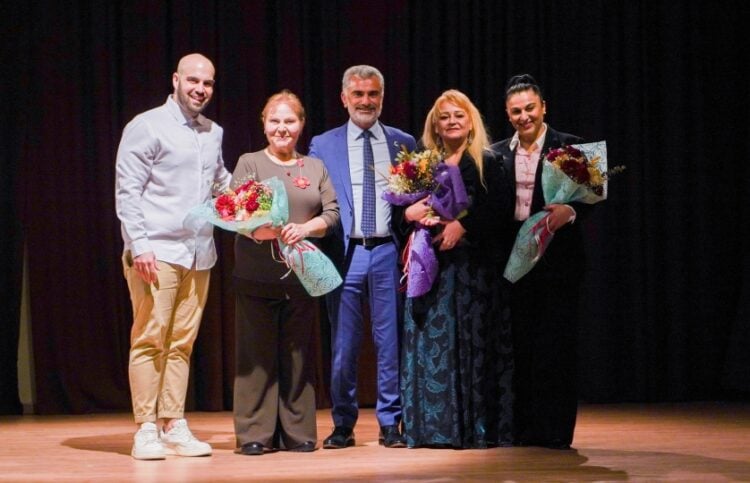 (Φωτ.: facebook/Σύλλογος Ποντίων Χαϊδαρίου «Ποντιακή Λύρα»/Κωνσταντίνα Σβόλη)