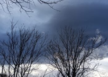 Συννεφιασμένος ουρανός (φωτ.: Eurokinissi/Θανάσης Καλλιάρας)