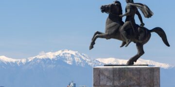 Το άγαλμα του Μεγάλου Αλεξάνδρου στην παραλία της Θεσσαλονίκης (φωτ.: ΜΟΤΙΟΝΤΕΑΜ/Βασίλης Βερβερίδης)