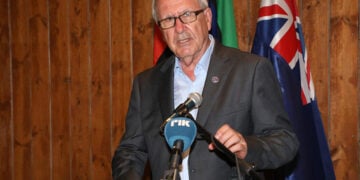 Ο καθηγητής Αν. Τάμης (πηγή: greekherald.com.au)