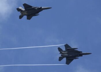 Βρετανικά μαχητικά αεροσκάφη συμμετέχουν σε άσκηση (φωτ. αρχείου: EPA/Neil Hall)
