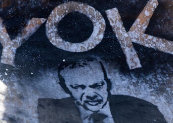 Από διαδήλωση κατά του Ερντογάν στο Παρίσι (φωτ.: EPA / Christophe Petit Tesson)