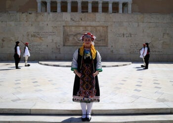 Στο Μνημείο του Άγνωστου Στρατιώτη για την Ημέρα Μνήμης για τον θρακικό ελληνισμό (φωτ.: EUROKINISSI / Γιώργος Κονταρίνης)
