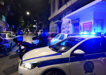 Φωτ. από τη σκηνή του εγκλήματος, στην Κυψέλη (πηγή: EUROKINISSI / Τατιάνα Μπόλαρη)