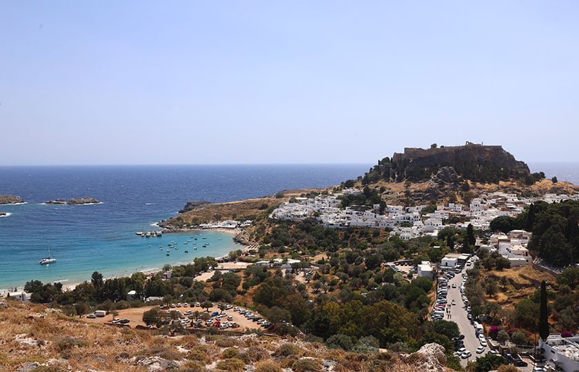 Ο παραδοσιακός οικισμός της Λίνδου, στη Ρόδο (φωτ.: EUROKINISSI / Γιάννης Παναγόπουλος)