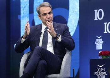 Ο Κυριάκος Μητσοτάκης στη δεύτερη ημέρα εργασιών του 10ου Οικονομικού Φόρουμ των Δελφών (φωτ.: EUROKINISSI / Γιάννης Παναγόπουλος)