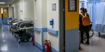 Διάδρομος του νοσοκομείου «Αλεξάνδρα» (φωτ. αρχείου: EUROKINISSI/Τατιάνα Μπόλαρη)