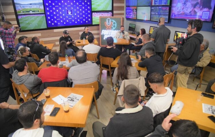 Πάμε Στοίχημα Football Party by Gazzetta σε κατάστημα ΟΠΑΠ της Καλλιθέας (φωτ.: ΟΠΑΠ)