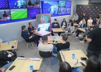 Πάμε Στοίχημα Football Party by Gazzetta σε κατάστημα ΟΠΑΠ της Νέας Σμύρνης (φωτ.: ΟΠΑΠ)