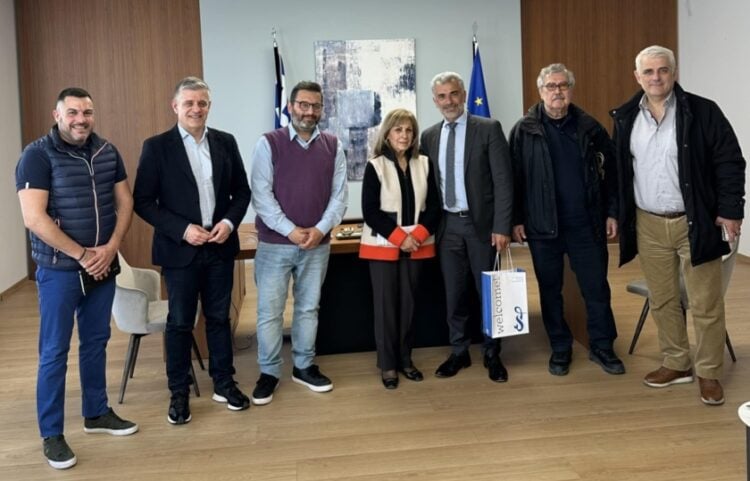 Στιγμιότυπο από την επίσκεψη της ΠΟΕ στην Περιφέρεια Κεντρικής Μακεδονίας (φωτ.: Παμποντιακή Ομοσπονδία Ελλάδος)