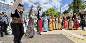 Η Ένωση Ποντίων Πειραιώς-Κερατσινίου-Δραπετσώνας στο φεστιβάλ «Κρήτη: Η μεγάλη συνάντηση» (φωτ.: Facebook / Κρήτη Η μεγάλη συνάντηση)