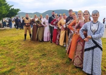 (Φωτ.: facebook/Πολιτιστικός Ποντιακός Σύλλογος Ελαιοχωρίου «Άγιος Γεώργιος»)