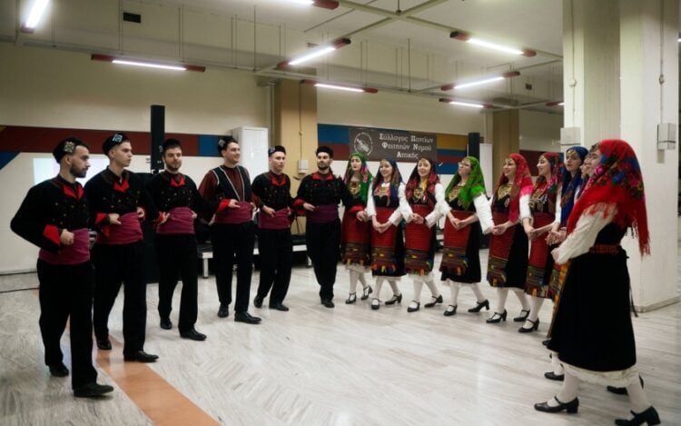 (Φωτ.: facebook/Σύλλογος Ποντίων Φοιτητών Νομού Αττικής)