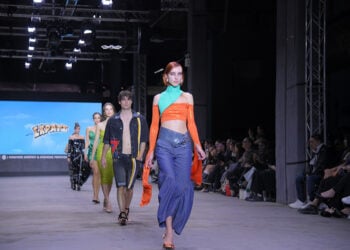 Τα ρούχα των σχεδιαστών από τα New Designers Awards εμπνευσμένα από το ΣΚΡΑΤΣ (φωτ.: ΟΠΑΠ)