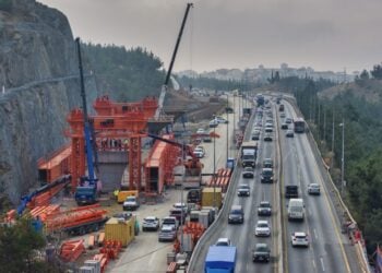 Αεροφωτογραφία από την κατασκευή του εναέριου αυτοκινητόδρομου (flyover) στην Θεσσαλονίκη (φωτ.: Γραφείο Τύπου Πρωθυπουργού/Δημήτρης Παπαμήτσος)