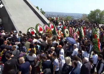 Στιγμιότυπο από τη ζωντανή μετάδοση του προσκυνήματος