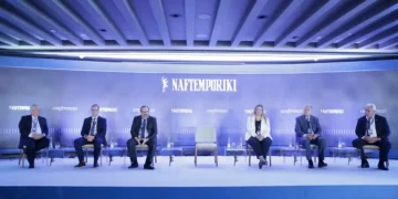 Στιγμιότυπο από το 9ο Ναυτιλιακό Συνέδριο της Ναυτεμπορικής (φωτ.: Papadakis Press)