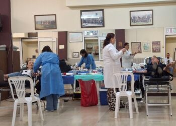 Εθελοντική αιμοδοσία της Ένωσης Ποντίων Πιερίας στη μνήμη των θυμάτων της Γενοκτονίας του Ποντιακού Ελληνισμού (φωτ.: facebook.com/enosipontionpierias)