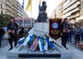 Στεφάνια στο Μνημείο της Γενοκτονίας του ποντιακού ελληνισμού (φωτ.: Έλλη Τσολάκη)