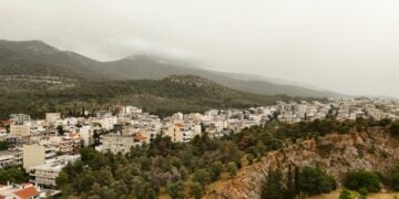 Αφρικανική σκόνη πάνω απο την Αθήνα (φωτ.: Δήμητρα Κούτρα
/TOKLIK.GR/EUROKINISSI)