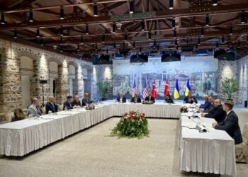 Απευθείας διαπραγματεύσεις Ρωσίας-Ουκρανίας στην Κωνσταντινούπολη (φωτ.: EPA/PRESIDENTIAL PRESS)