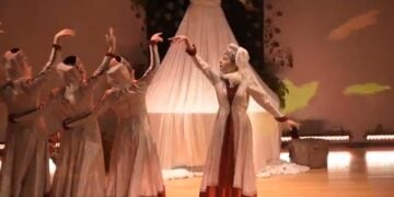 (Πηγή: youtube.com/@hamaskaingreecedancegroups6925)