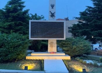 Μνημείο Γενοκτονίας Ποντιακού Ελληνισμού στο Ωραιόκαστρο Θεσσαλονίκης (φωτ.: facebook.com/MunicipalityOraiokastro)