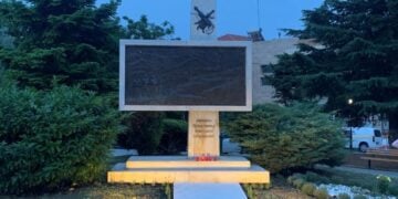 Μνημείο Γενοκτονίας Ποντιακού Ελληνισμού στο Ωραιόκαστρο Θεσσαλονίκης (φωτ.: facebook.com/MunicipalityOraiokastro)