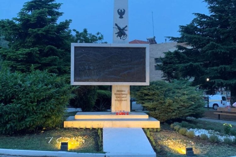 Μνημείο Γενοκτονίας Ποντιακού Ελληνισμού στο Ωραιόκαστρο Θεσσαλονίκης (φωτ.: facebook.com/MunicipalityOraiokastro)
