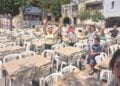 Στιγμιότυπο από παλιότερες προετοιμασίες για τη γιορτή στην αυλή του σχολείου (φωτ.: facebook/Σύλλογος Γονέων &Κηδεμόνων 5ου Δημοτικού Σχολείου Σταυρούπολης)