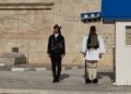 O 20χρονος Κωνσταντίνος Τιφτιρικίδης ως Πόντιος Εύζωνας (φωτ.: Ποντιακός Σύλλογος Ζυγού Καβάλας «Υψηλάντης»)