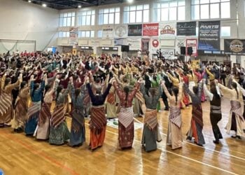 Στιγμιότυπο από την εμφάνιση των νεαρών «Αργοναυτών» του Κιλκίς στο φεστιβάλ (φωτ.: Ένωση Ποντίων Νομού Κιλκίς «Οι Αργοναύτες»)