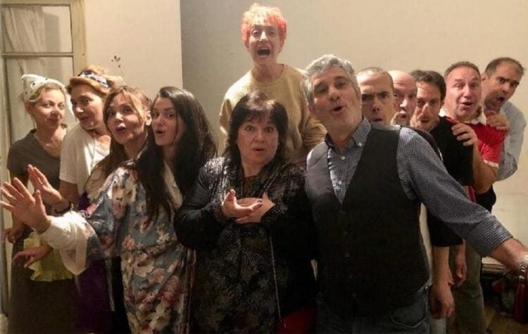 Θεατρικό εργαστήρι του δήμου Καλλιθέας (φωτ.: Αφίσα για την θεατρική παράσταση Χαβιάρι & Φακές που διοργανώνει ο Σύλλογος Ποντίων «Αργοναύται-Κομνηνοί»)