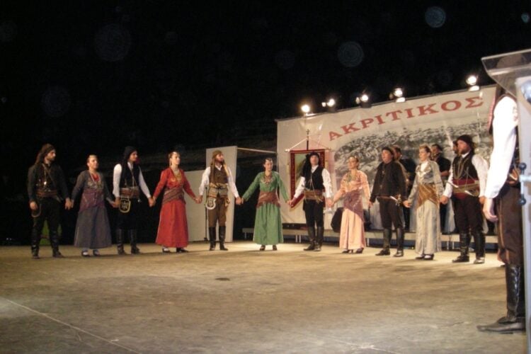 (Πηγή φωτ.: facebook.com/ Ένωση Ποντίων Μελισσίων Αττικής)