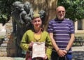 Η Κωνσταντίνα Αναστασίου με ποντιακή φορεσιά (πηγή: ΤΑΧΥΔΡΟΜΟΣ)