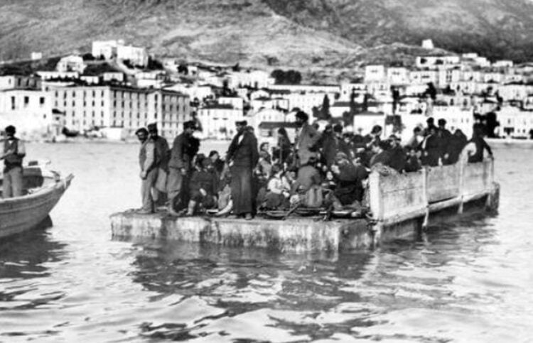 Ελληνορθόδοξοι πρόσφυγες από τη Σαμψούντα το 1923, κατά τη διάρκεια της ανταλλαγής πληθυσμών μεταξύ Ελλάδας και Τουρκίας (φωτ.: wikipedia commons)