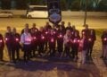 Τα μέλη της Ένωσης Ποντίων Πιερίας με τη Φλόγα της Μνήμης (φωτ.: facebook/Ένωση Ποντίων Πιερίας)