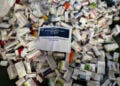 Φάρμακα από τις εικονικές συνταγές που είχαν εκτελέσει τα μέλη της σπείρας (φωτ.: Υποδιεύθυνση Δίωξης Οικονομικών Εγκλημάτων)