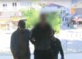 Στιγμιότυπο από την προσαγωγή του 36χρονου στον ανακριτή (φωτ.: glomex)