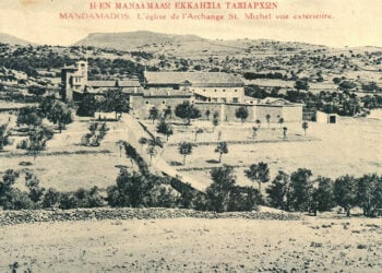 Η Μονή των Ταξιαρχών σε καρτ ποστάλ εποχής (πηγή: lesvosoldies.gr)