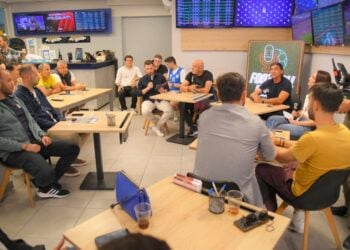 Pre-game show με Γιώργο Αμανατίδη και Θανάση Κολιτσιδάκη (φωτ.: ΟΠΑΠ)