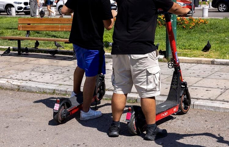 Θεσσαλονίκη, ηλεκτρικά πατίνια (φωτ.: MOTIONTEAM / Βασίλης Βερβερίδης)