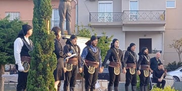Πυρριχιστές του «Μιθριδάτη» Λαυρίου (φωτ.: Facebook / The Attica Press News)