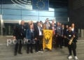 Η αποστολή της ΠΟΠΣ στα σκαλιά του Ευρωκοινοβουλίου (φωτ.: Ρωμανός Κοντογιαννίδης)