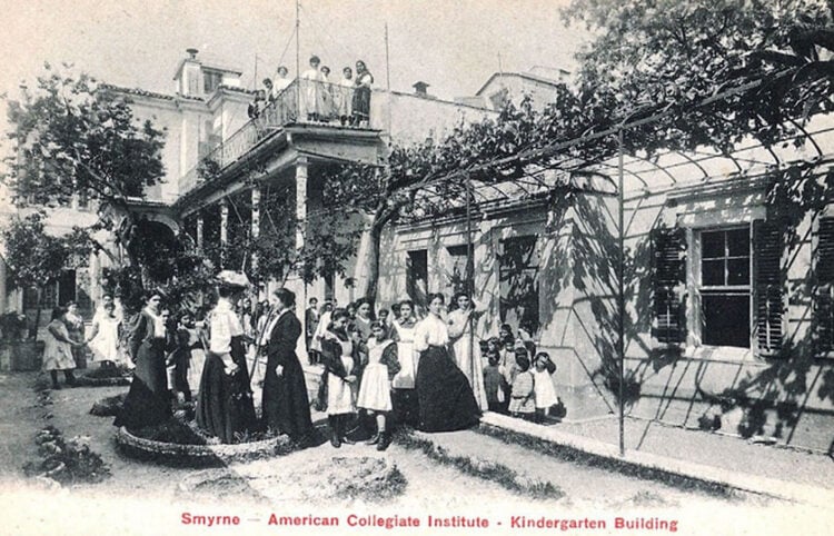 Το Αμερικανικό Κολέγιο στη Σμύρνη (πηγή: levantineheritage.com)